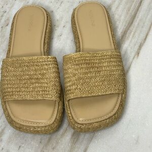 Vince sandals raffia slide mule sz 6 Natural Woven